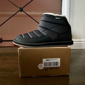 ⭐️Sanuk Puff and Chill Outdoor on in-house boots UK 8 EU 42 US M9/W10